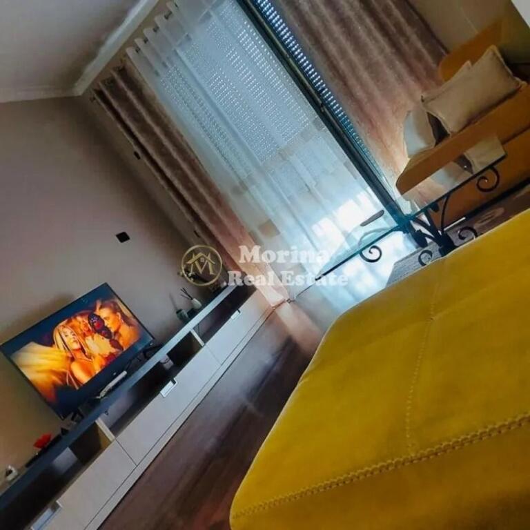 Qera, Apartament 2+1, Komuna e Parisit, 1100 euro/muaj