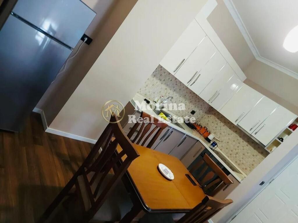 Qera, Apartament 2+1, Komuna e Parisit, 1100 euro/muaj