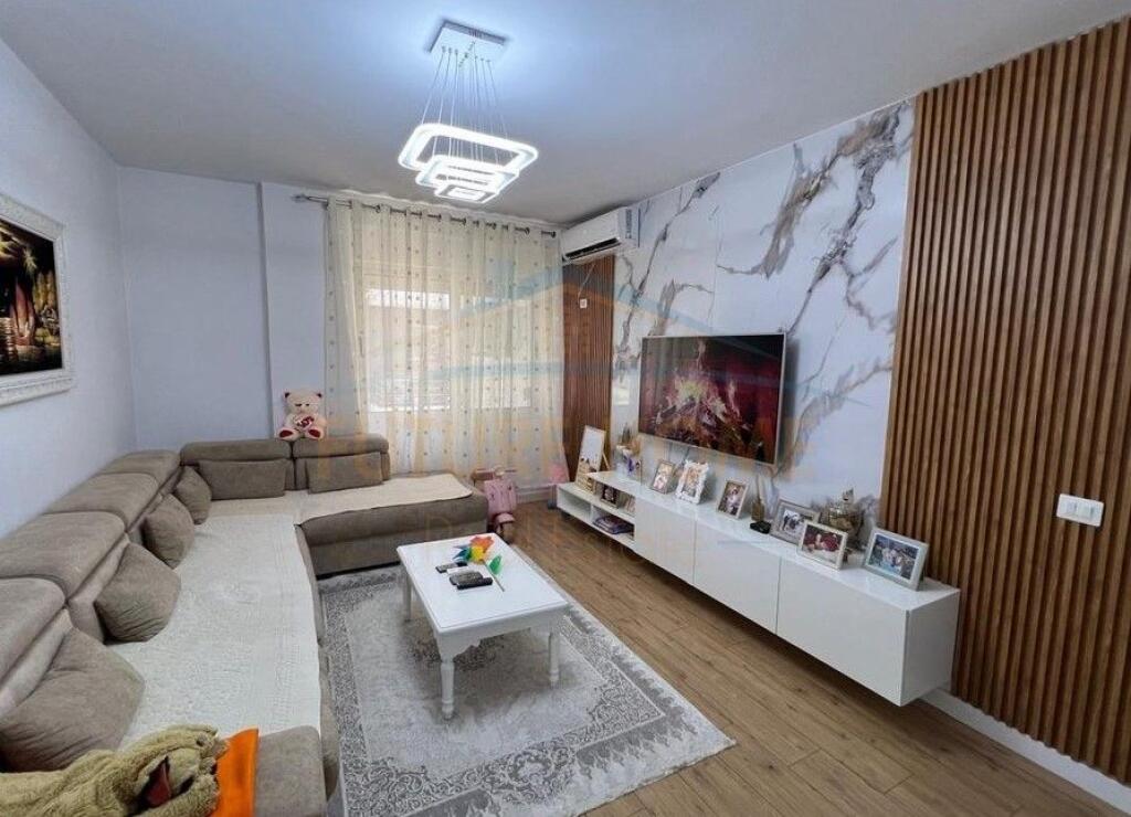 Appartamento 2 +1 in vendita, complesso tom doshi, Shkoze