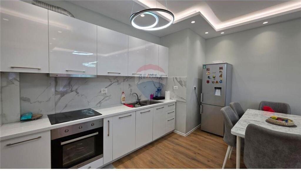  Apartament 1+1+dhome depo në Shitje