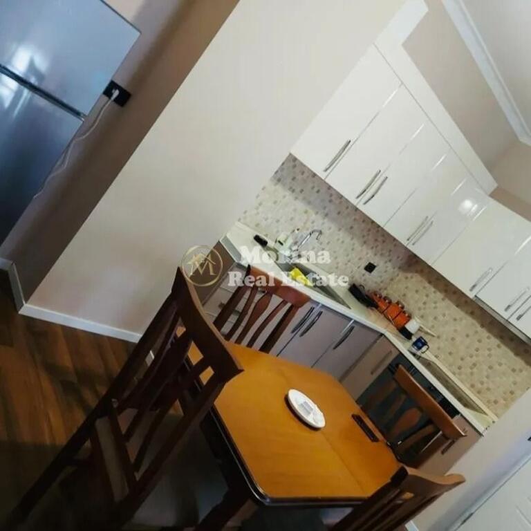 Qera, Apartament 2+1, Komuna e Parisit, 1100 euro/muaj