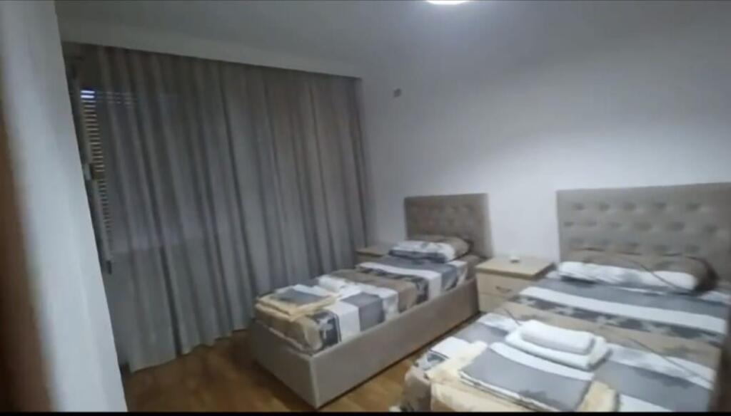 OFFICE + APARTMENT 2+1+2 FOR SALE