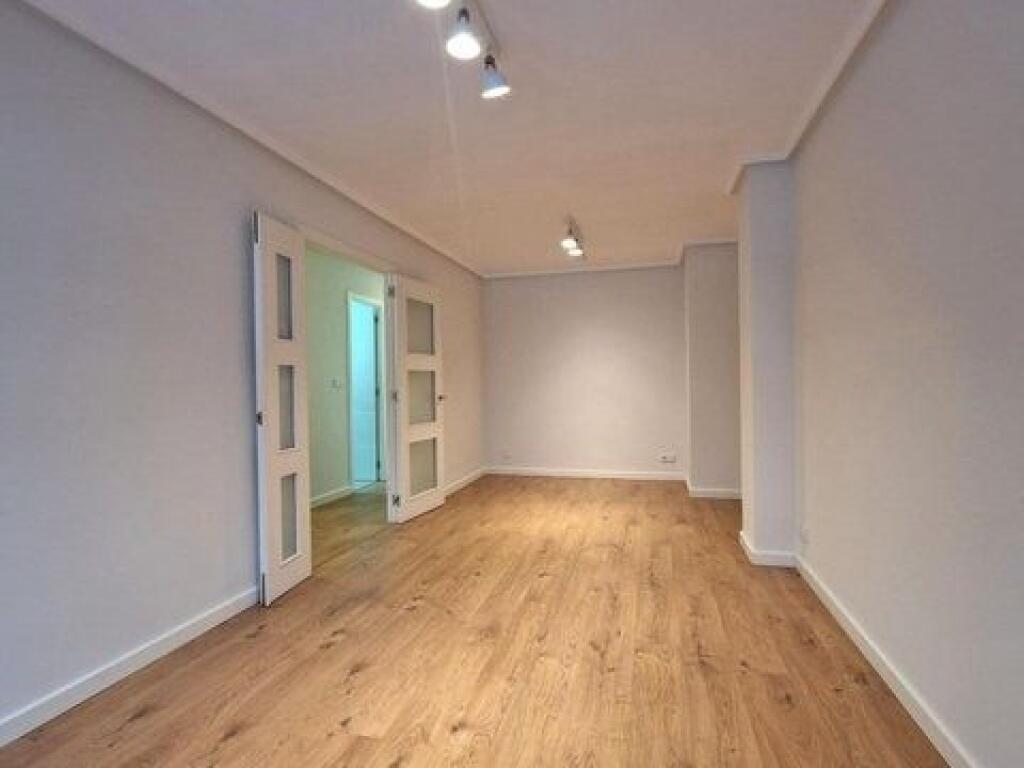 Apartament Ne Shitje 2+1 ne Astir (ID B120755) Tirane