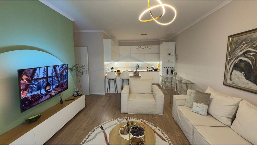 Shitet, Apartament 2+1+Post Parkimi, Rruga Jordan Misja, Tirane.