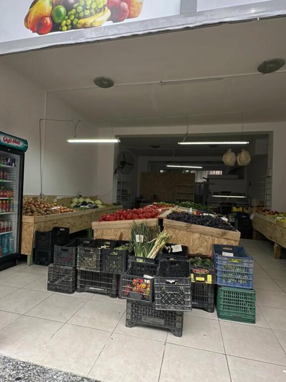 Ambient Biznesi për Shitje – Fresk, pranë Shkollës 9-vjeçare “Qesarake”