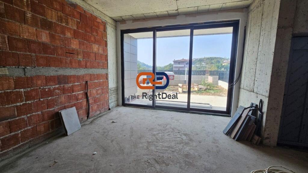 Tek Luminor Rezidence, Shitet Vile 3 Kateshe, Me Cmim Okazion!