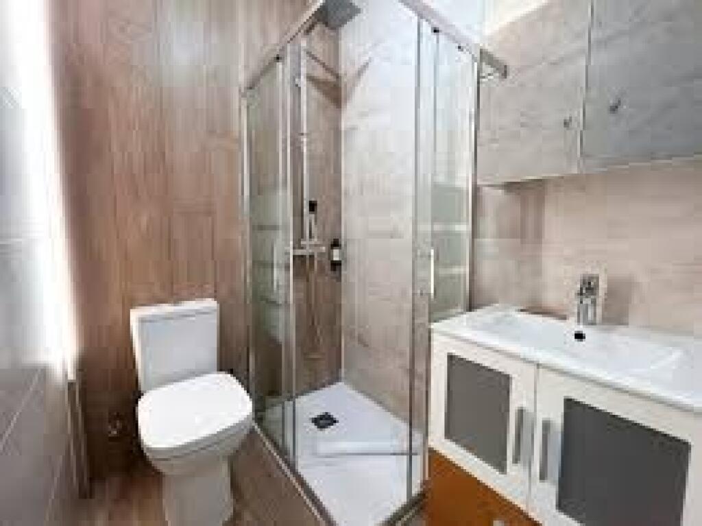 Apartament Me Qera 2+1 ne Qender (ID B221383) Tirane