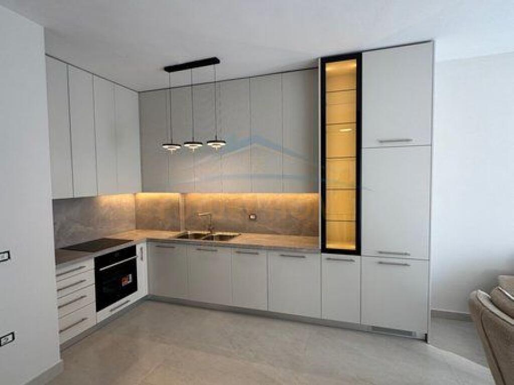 Rent Apartment 2+1+Parking Space, Commune of Paris