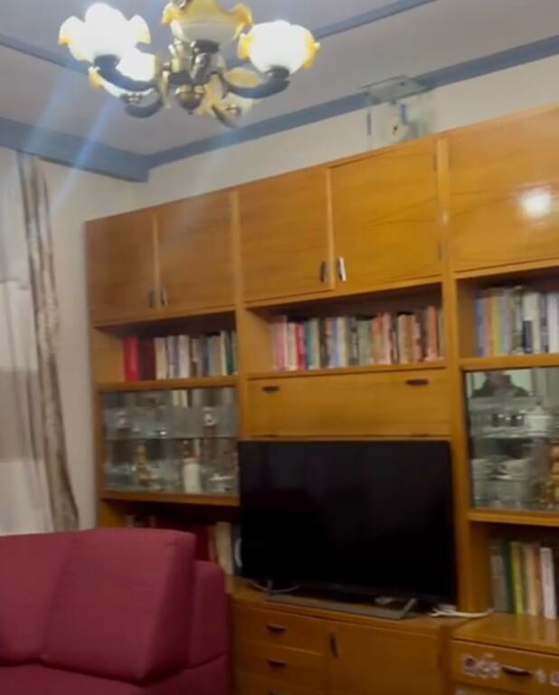 Apartament 1+1, Rruga Elbasanit!