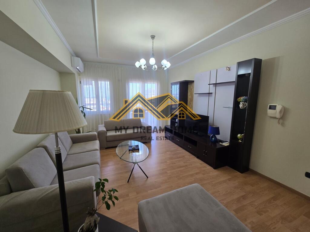 JEPET ME QIRA APARTAMENT 2+1+2 PRAN BASHKIS DURRES.