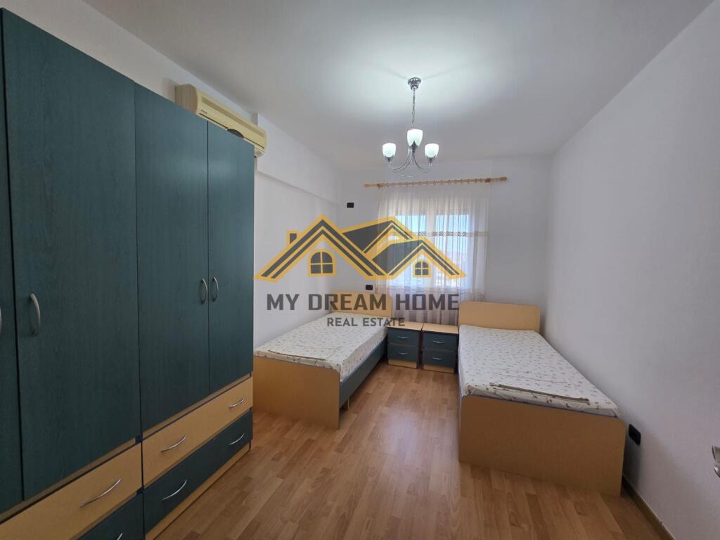 JEPET ME QIRA APARTAMENT 2+1+2 PRAN BASHKIS DURRES.
