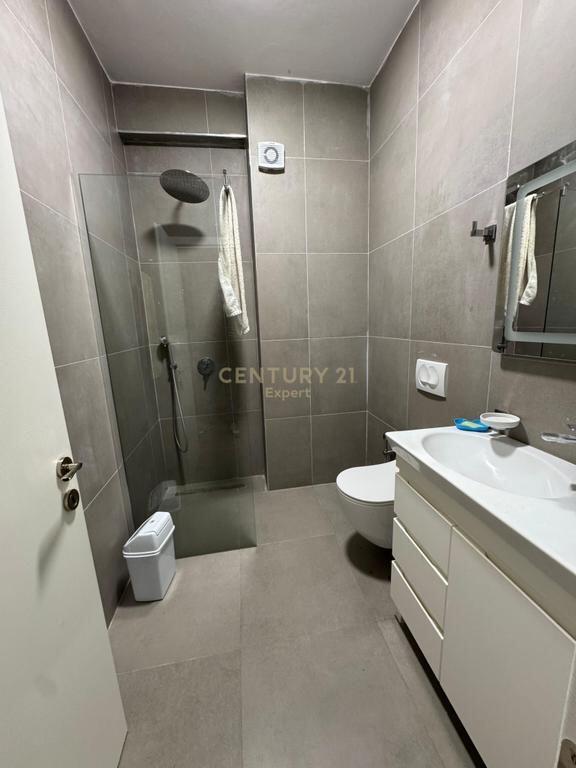 JEPET ME QERA APARTAMENT 2+1+2 NE MEDRESE 650 € /Muaj
