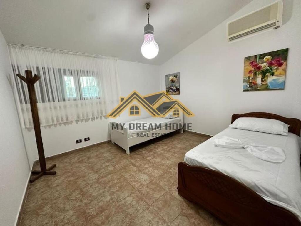 OKAZION SHITET PAPAFINGO 360m2 NE PLAZH, DURRES!