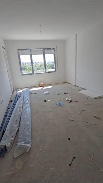 SHITET APARTAMENT 2+1, KAMEZ