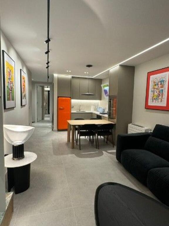 Jepet apartament me qera 2+1