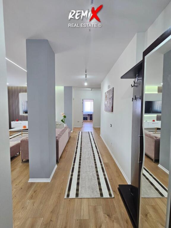 SHITET APARTAMENT 3+1 – ZONA E MARKATËS, DURRËS