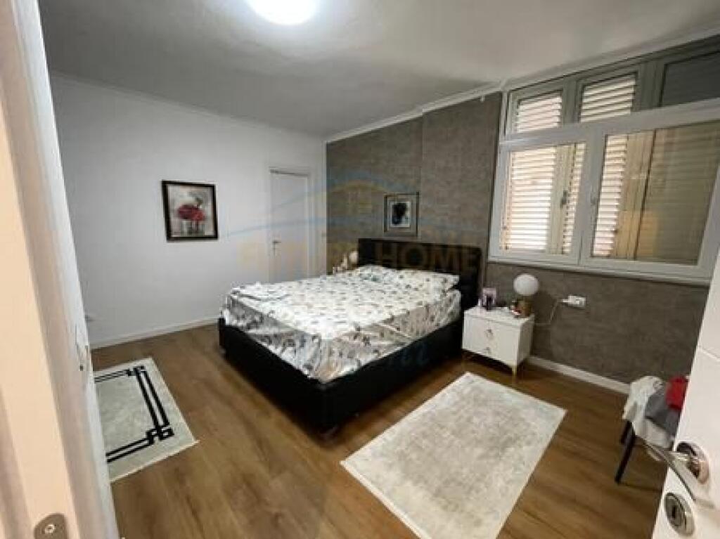 Qera, Apartament 2+1+2, Stadiumi Dinamo, Tiranë.