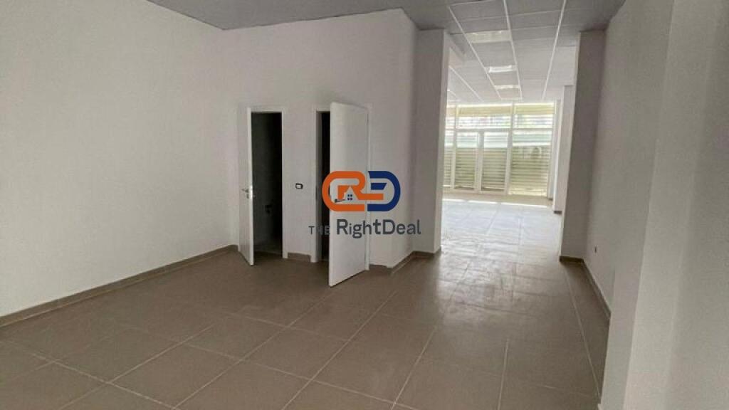 In Astir, Business Unit for Rent with Super Location!!!