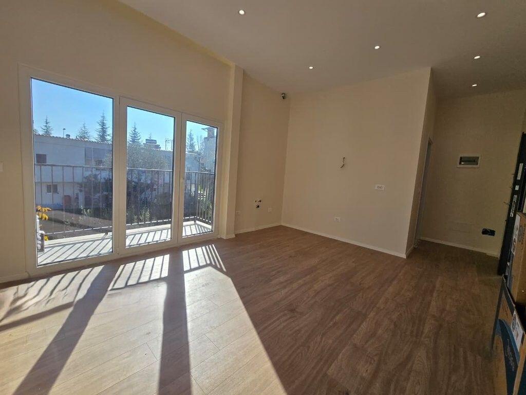 Apartament 1+1 Për Shitje në Ali Demi! 92,000 €