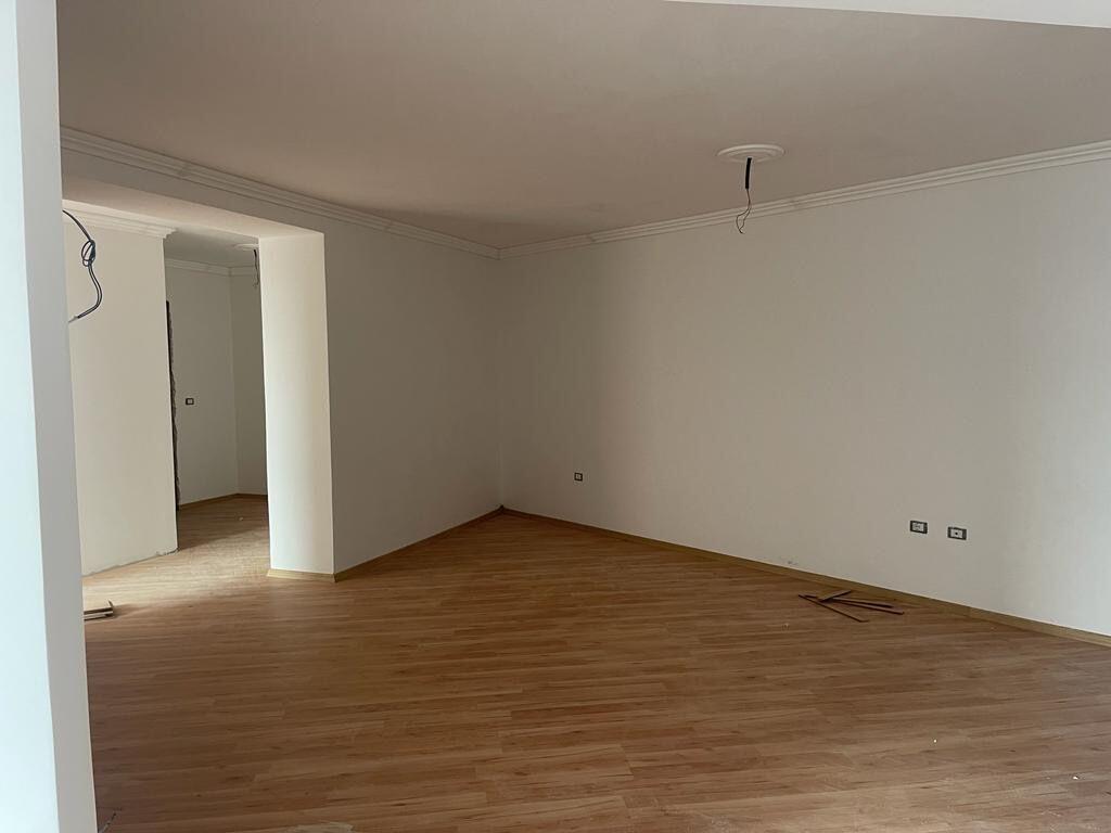 Apartment 2+1 for rent at “Garden Building” on Kavaja Street.