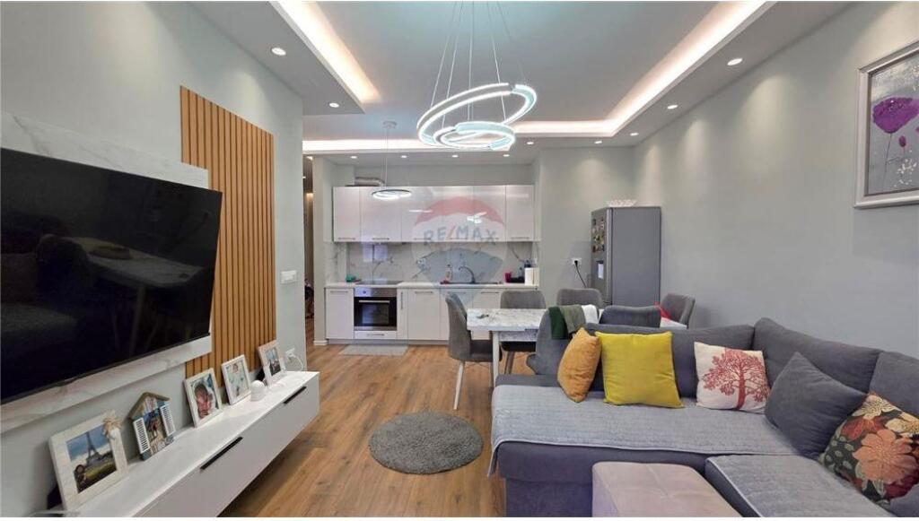  Apartament 1+1+dhome depo në Shitje