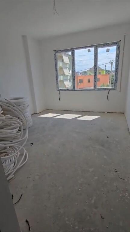 SHITET APARTAMENT 2+1, KAMEZ