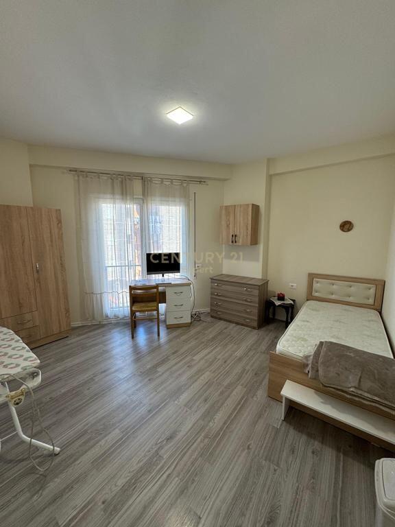 JEPET ME QERA APARTAMENT 2+1+2 NE MEDRESE 650 € /Muaj