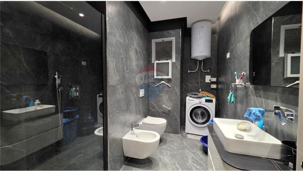  Apartament 1+1+dhome depo në Shitje