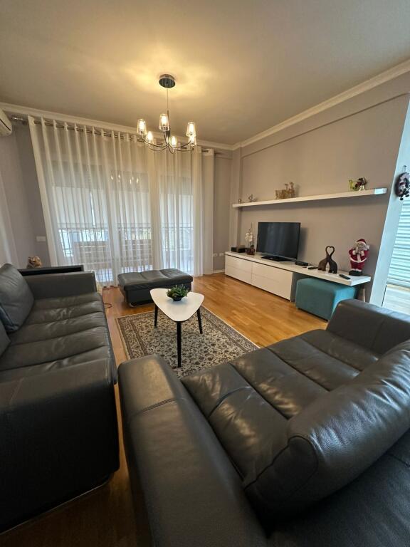 🏡 Jepet me Qira – Apartament 2+1+2, Liqeni i Thatë