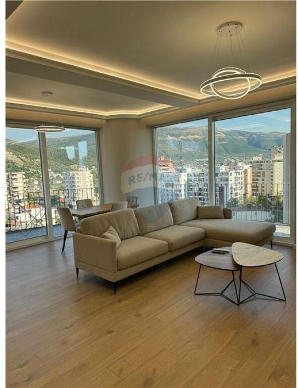 Apartament 2+1 në Shitje, Rruga Pelivan Leskaj, Vlorë