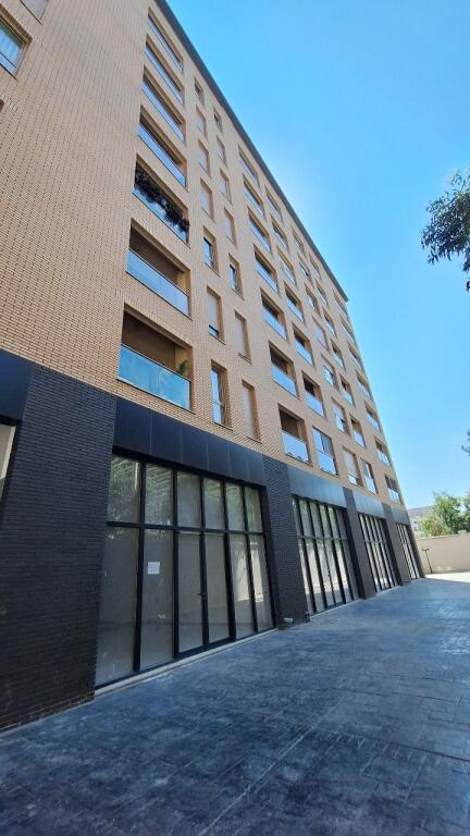 Opportunity! Shop for sale in Xhamlliku Tirana