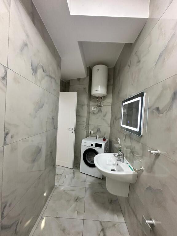 Appartamento 2+1+Balcone in Affitto a Astir