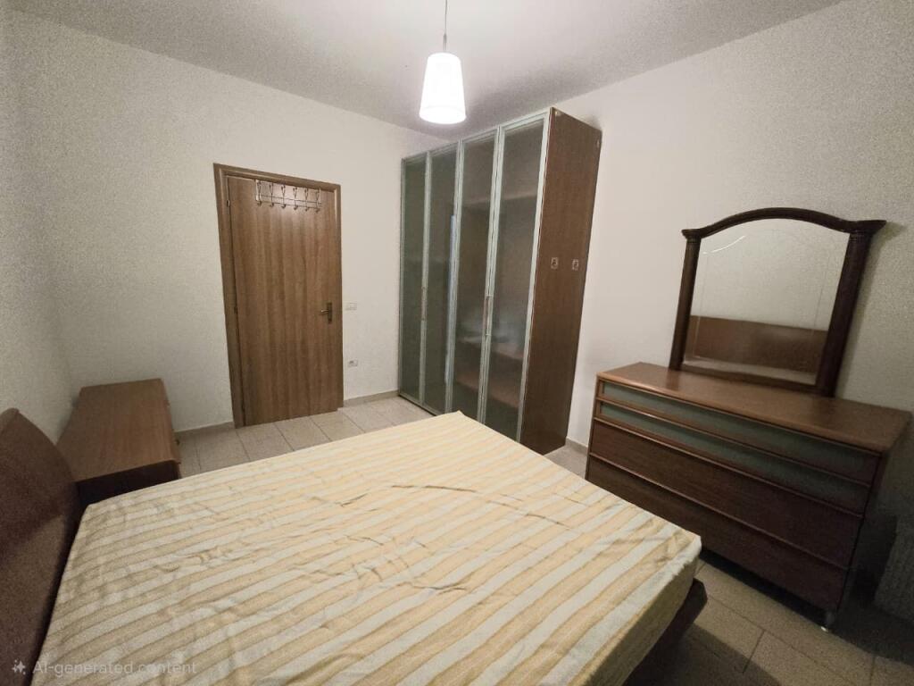 2+1/Qera📍Pazari I ri 📌60 000 lek