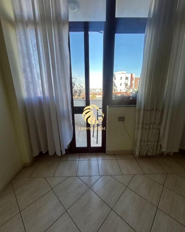 🏢 APARTAMENT ME QIRA – PRANË QSUT