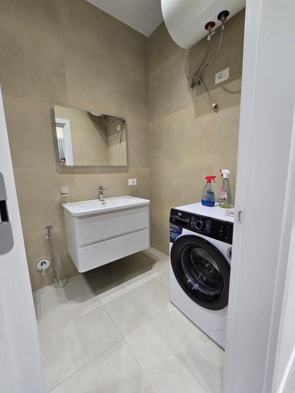 Apartament me qira 2+1 tek Rruga e Elbasanit