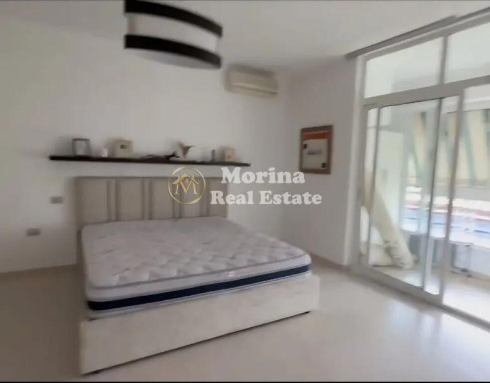 Rent | Apartment 2 + 1 | Commune of Paris | 800 €/month