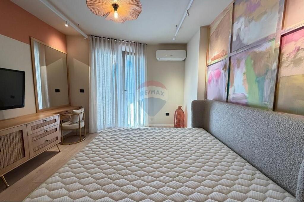 Apartament luksoz 1+1 me qera tek Ish Ekspozita