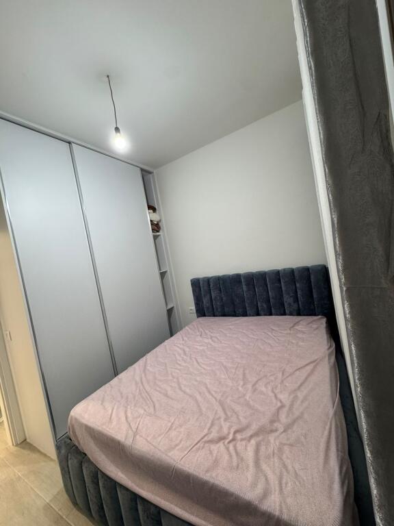 SHITET APARTAMENT 2+1 TEK GOLDEN PARK 3 TIRANE , prane Spitalit Amerikan 3