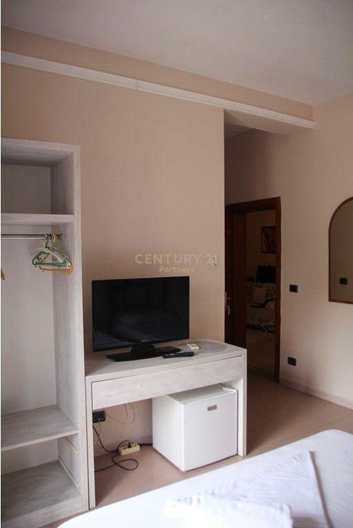 Jepet e qira mini hotel  -Vije e dyte me detin Shkembi i Kavajes