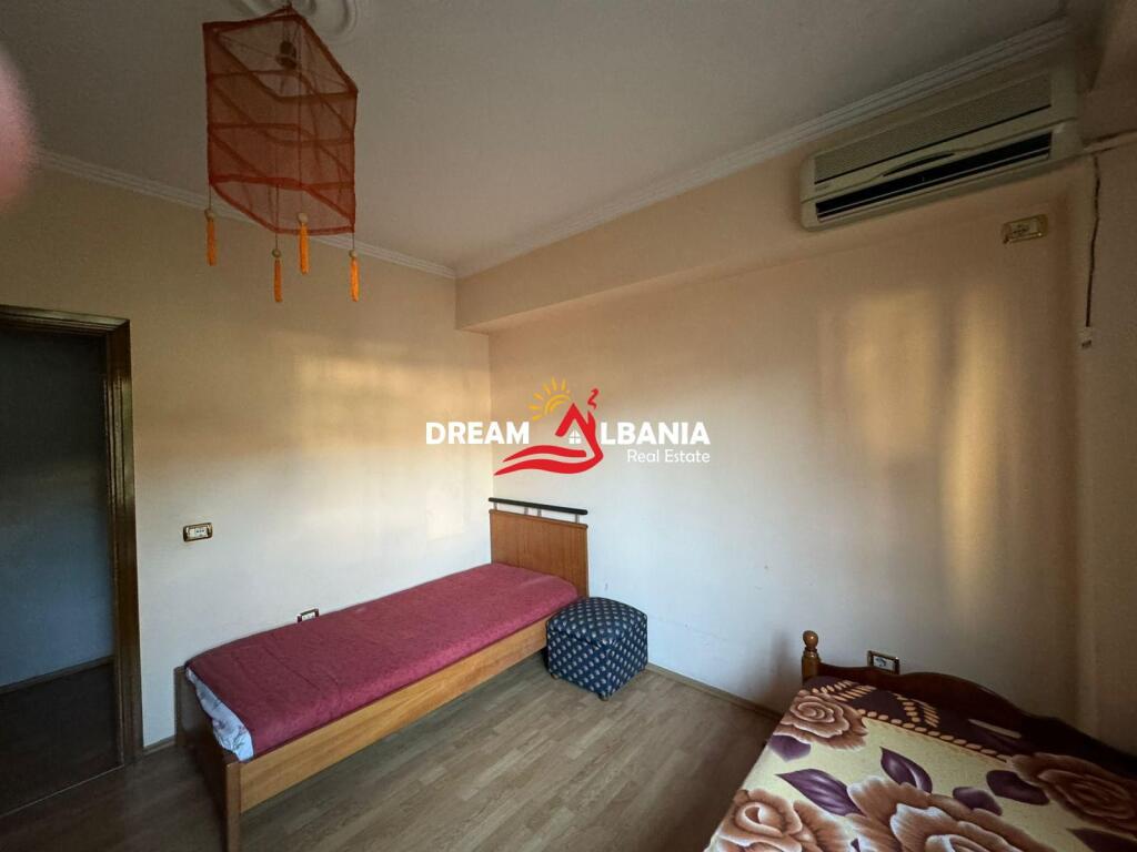 Apartament 3+1+2 me qera te oxhaku ( ID 4239082)