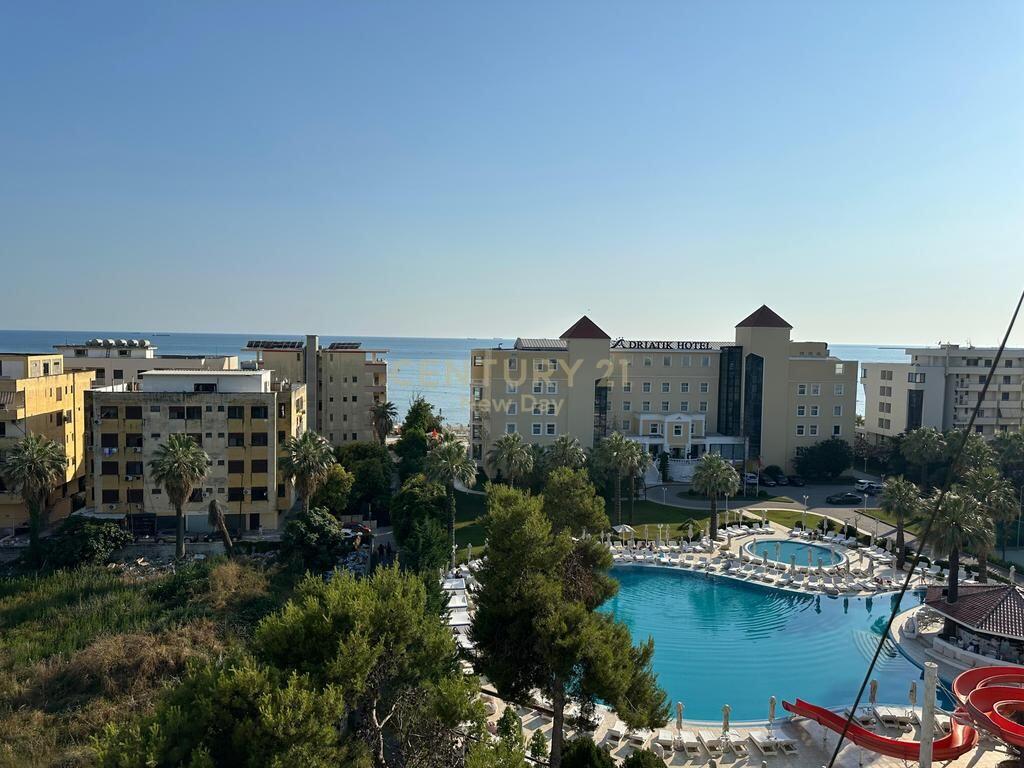 Jepet me Qira Apartament 2+1+2T në Plazh, Durrës - 500€ | 90 m²