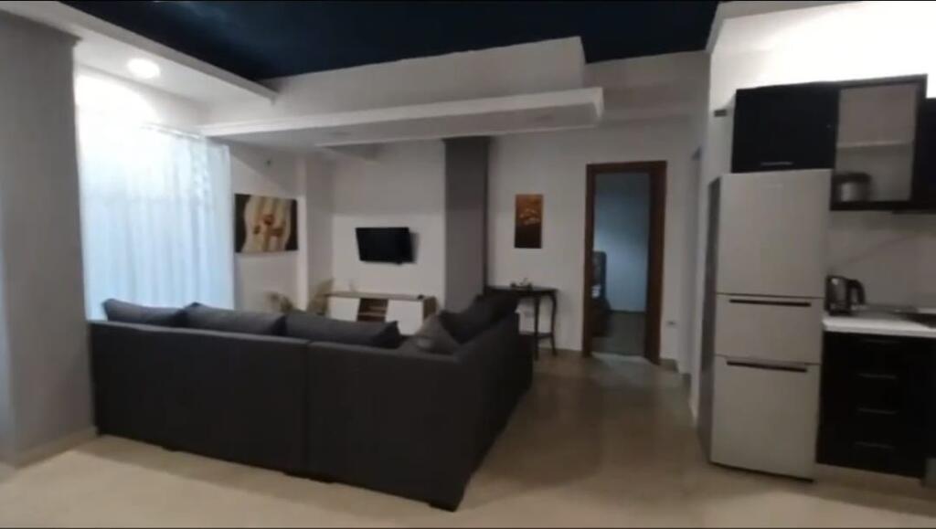 OFFICE + APARTMENT 2+1+2 FOR SALE