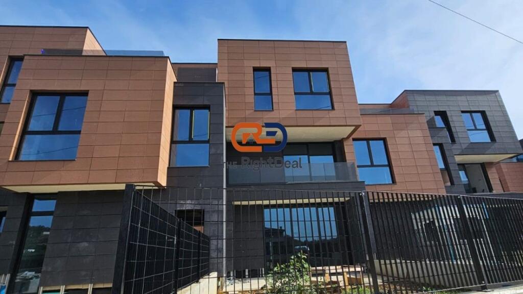 Tek Luminor Rezidence, Shitet Vile 3 Kateshe, Me Cmim Okazion!