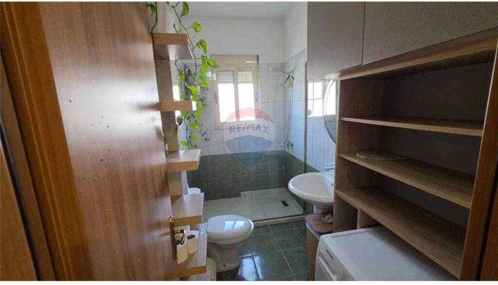 APARTAMENT 1+1 NË SHITJE