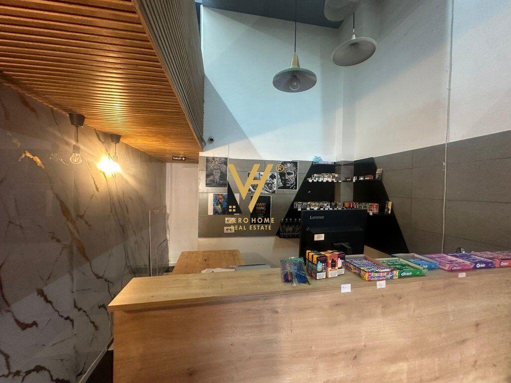 VENDESI COMMERCIALE IN VENDITA 58 M2 A ASTIR 175.000 EURO