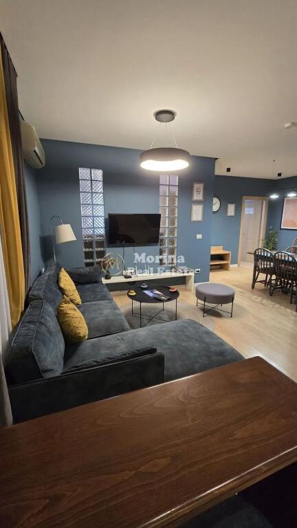 Affitto | Appartamento 2 + 1 | Zona: Piazza Skenderbej /Myslym Shyri | 1600 €/mese