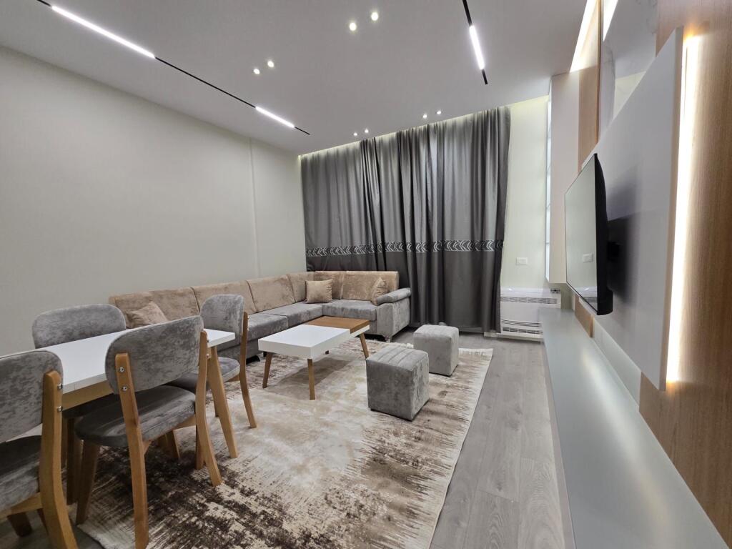 Apartment 2+1 for rent Elbasan Street