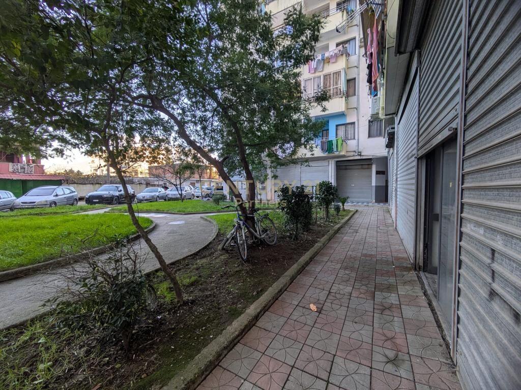 SHESIM AMBIENT KOMERCIAL NE YZBERISHT!