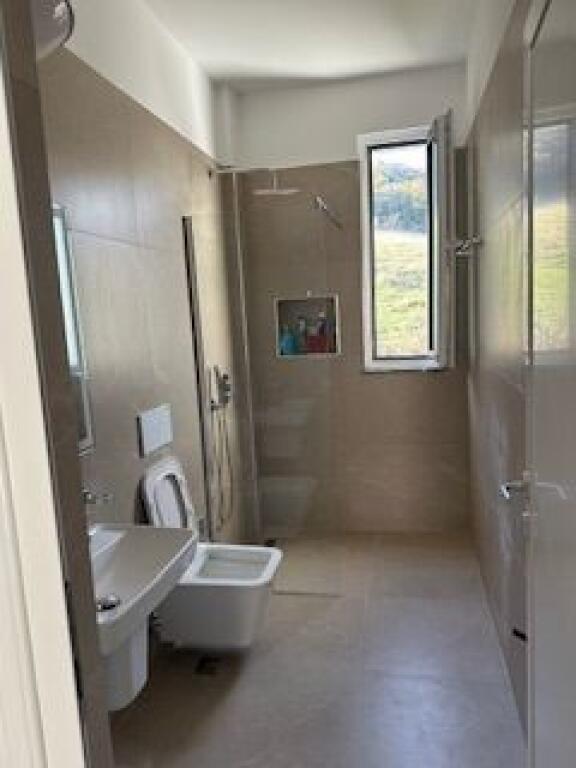 Apartment 2+1+parking in Kombinat with 450€