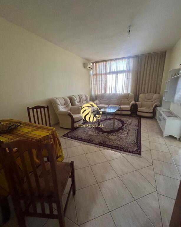 🏢 APARTAMENT ME QIRA – PRANË QSUT